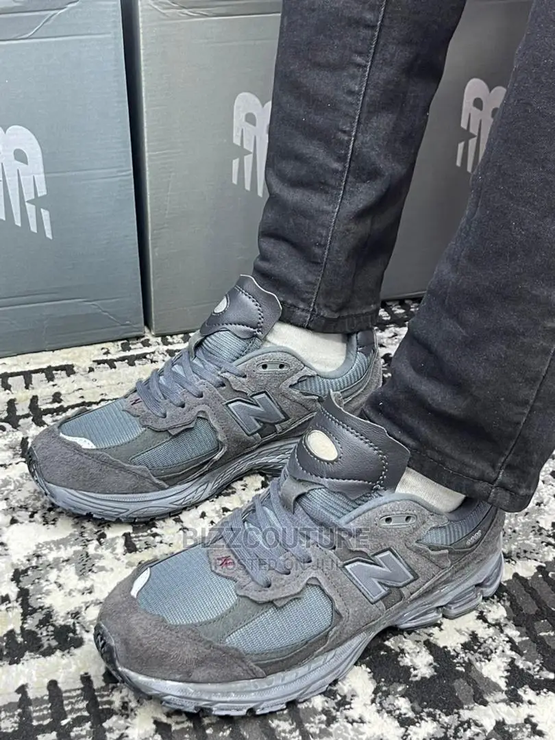 Original NEW BALANCE Sneakers Available in Store