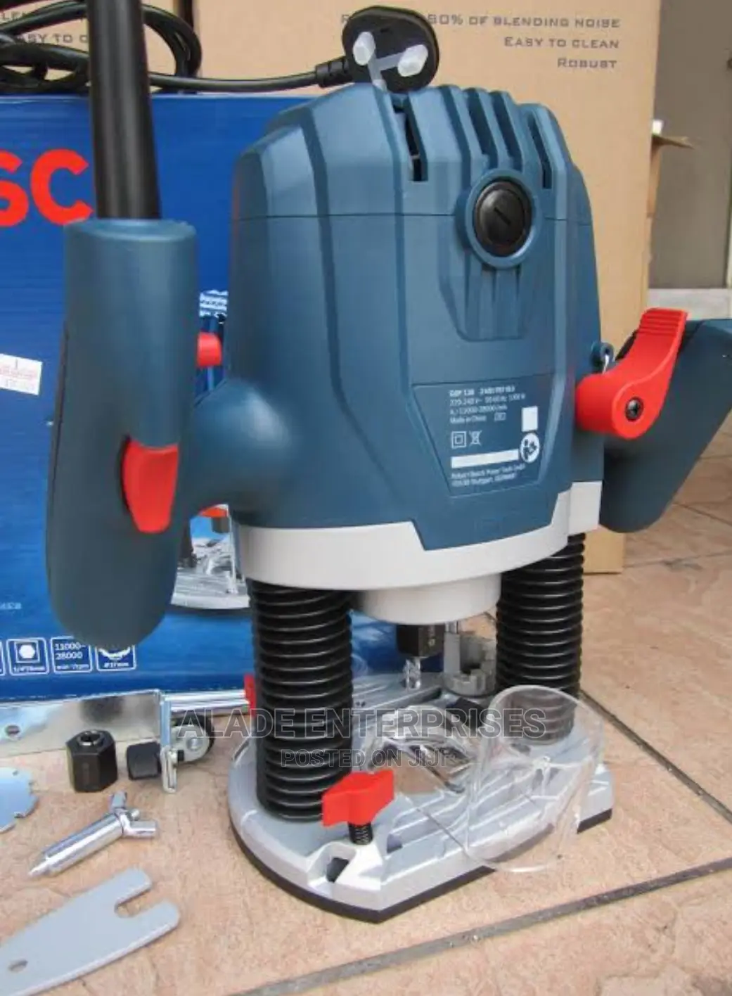 Bosch GOF 130 Professional Router – Wood Work 1300W, Plunge