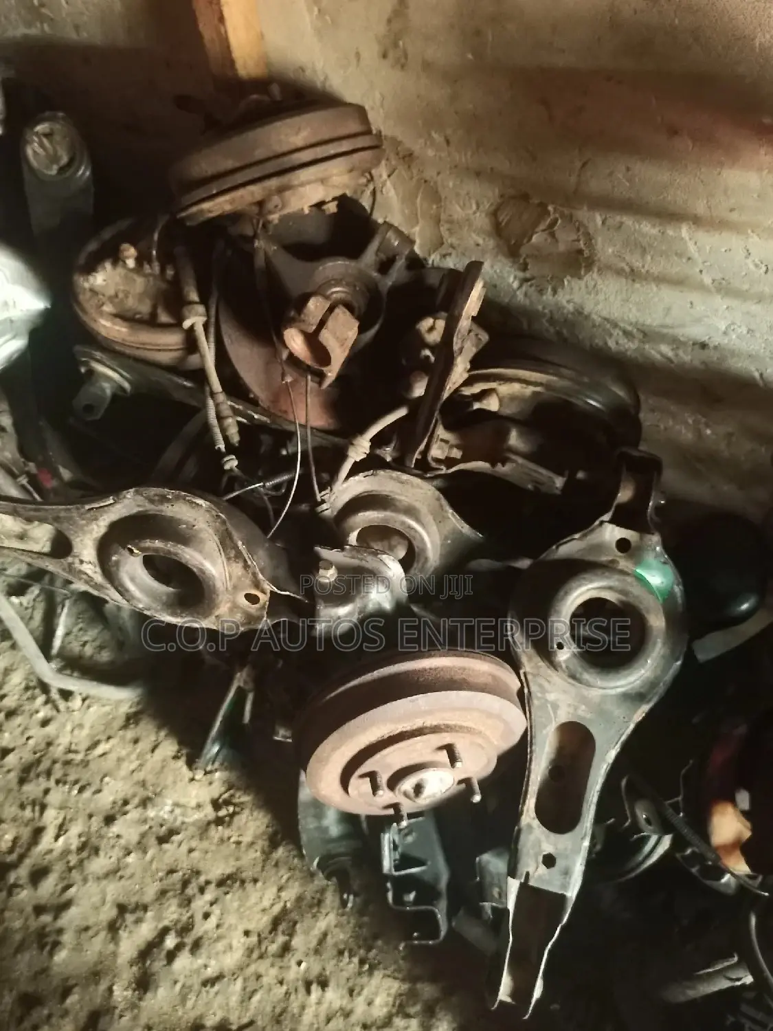 Shocks and Complete Underneath for Ford Focus