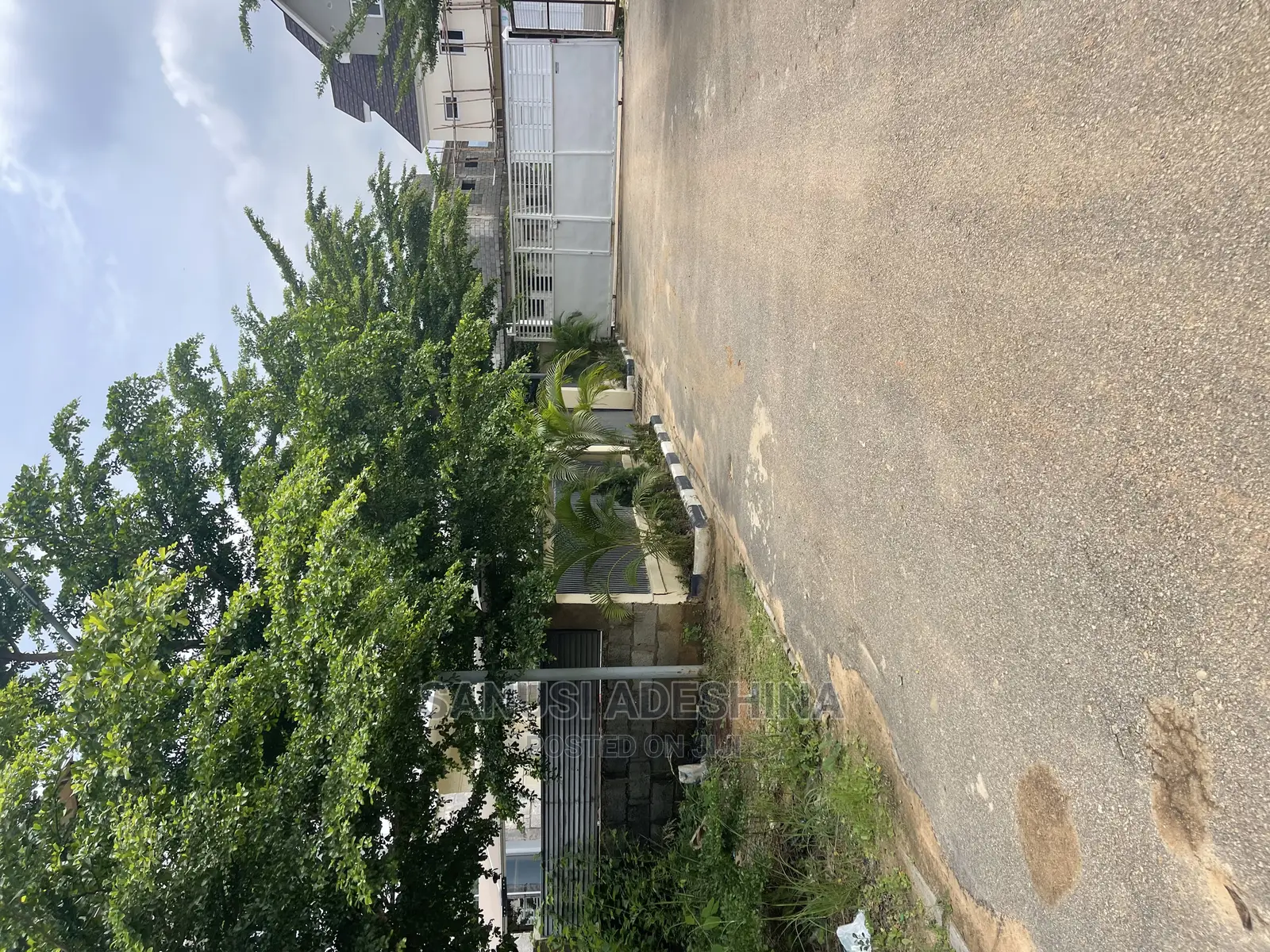 6bdrm Duplex in Katampe Main Abuja for sale
