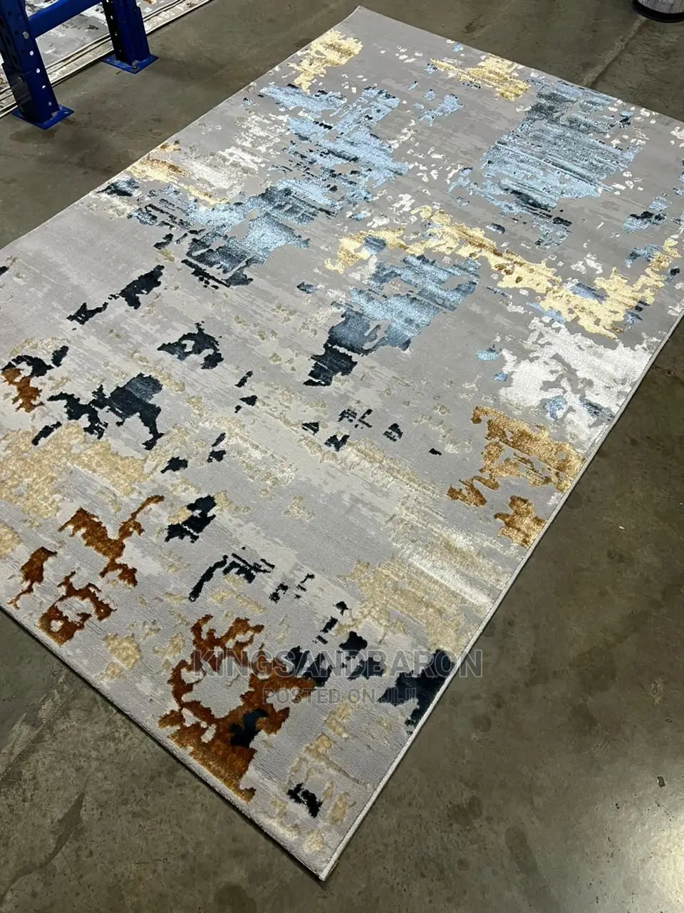 5*7fts Gold,Cream and Grey Turkey Center Rug(4*6 7*10)