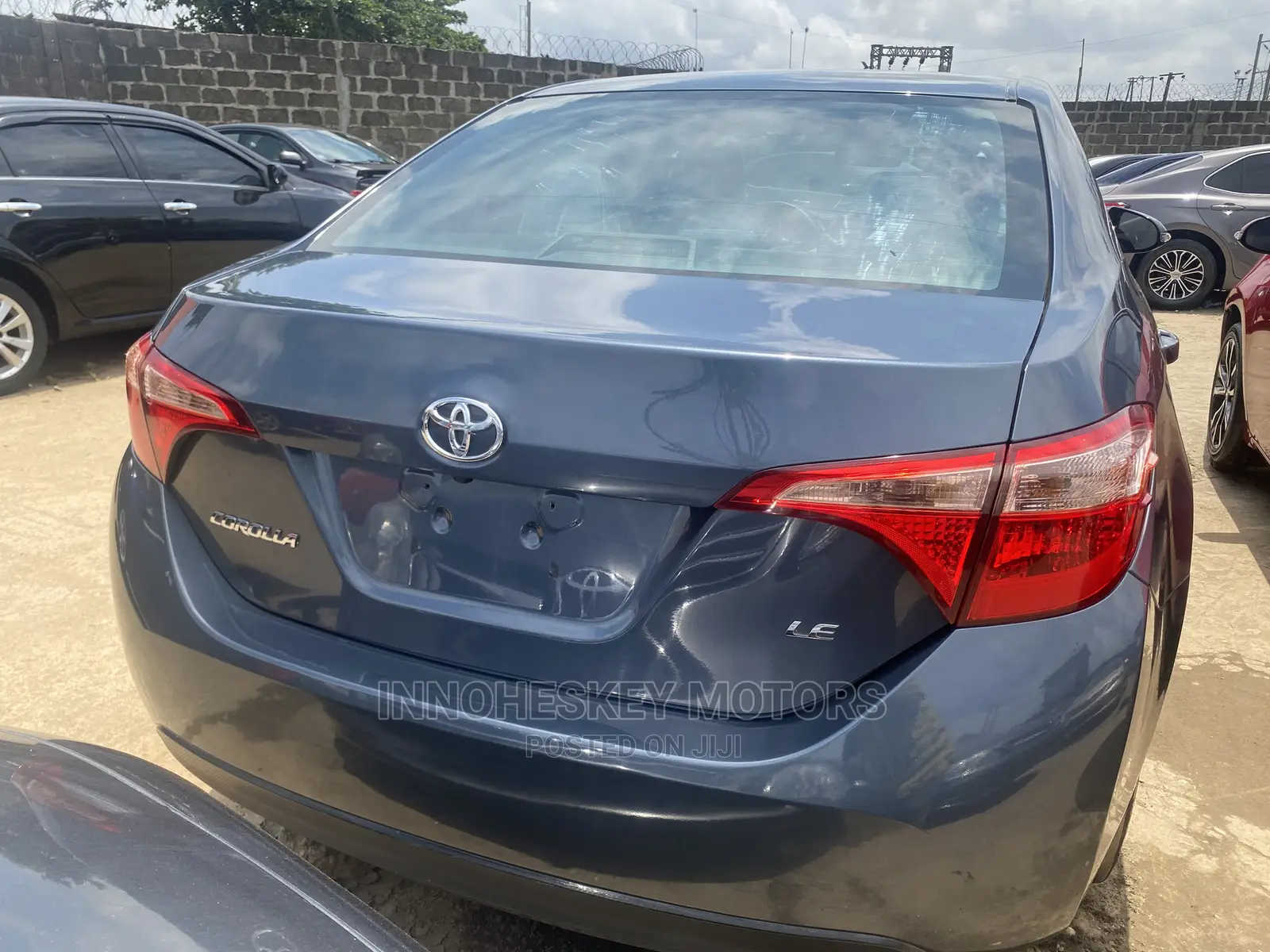 Toyota Corolla 2017 Gray