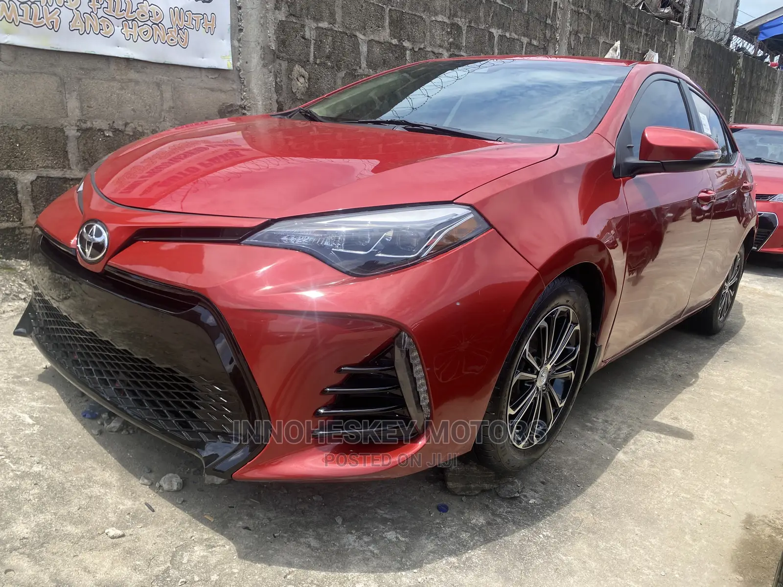 Toyota Corolla LE (1.8L 4cyl 2A) 2019 Red