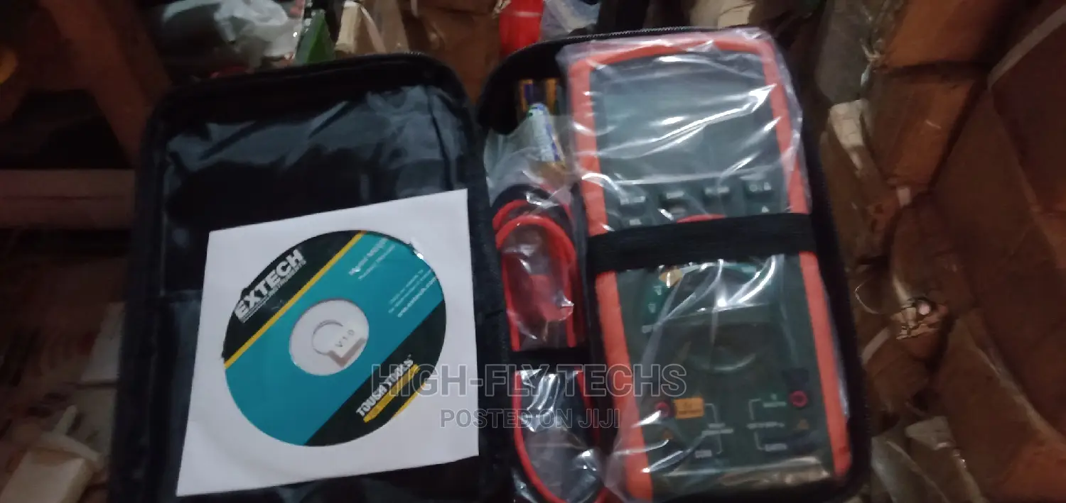 Extech MG320 Insulation Tester/True-RMS Multimeter