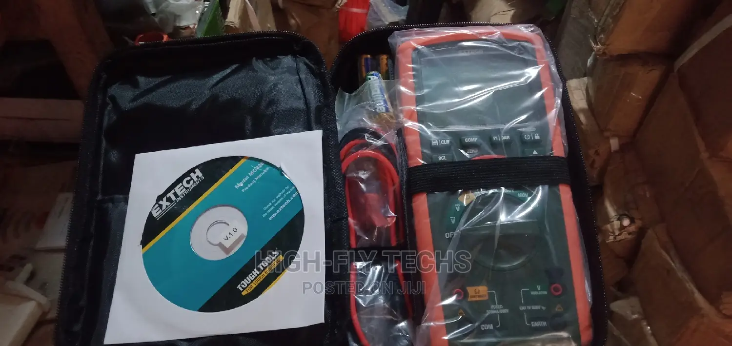 Extech MG320 Insulation Tester/True-RMS Multimeter
