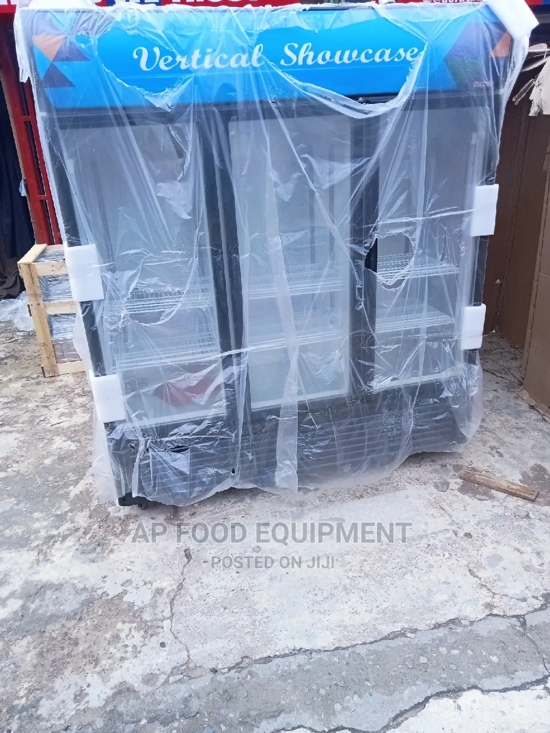 Vertical Chiller 3doors.