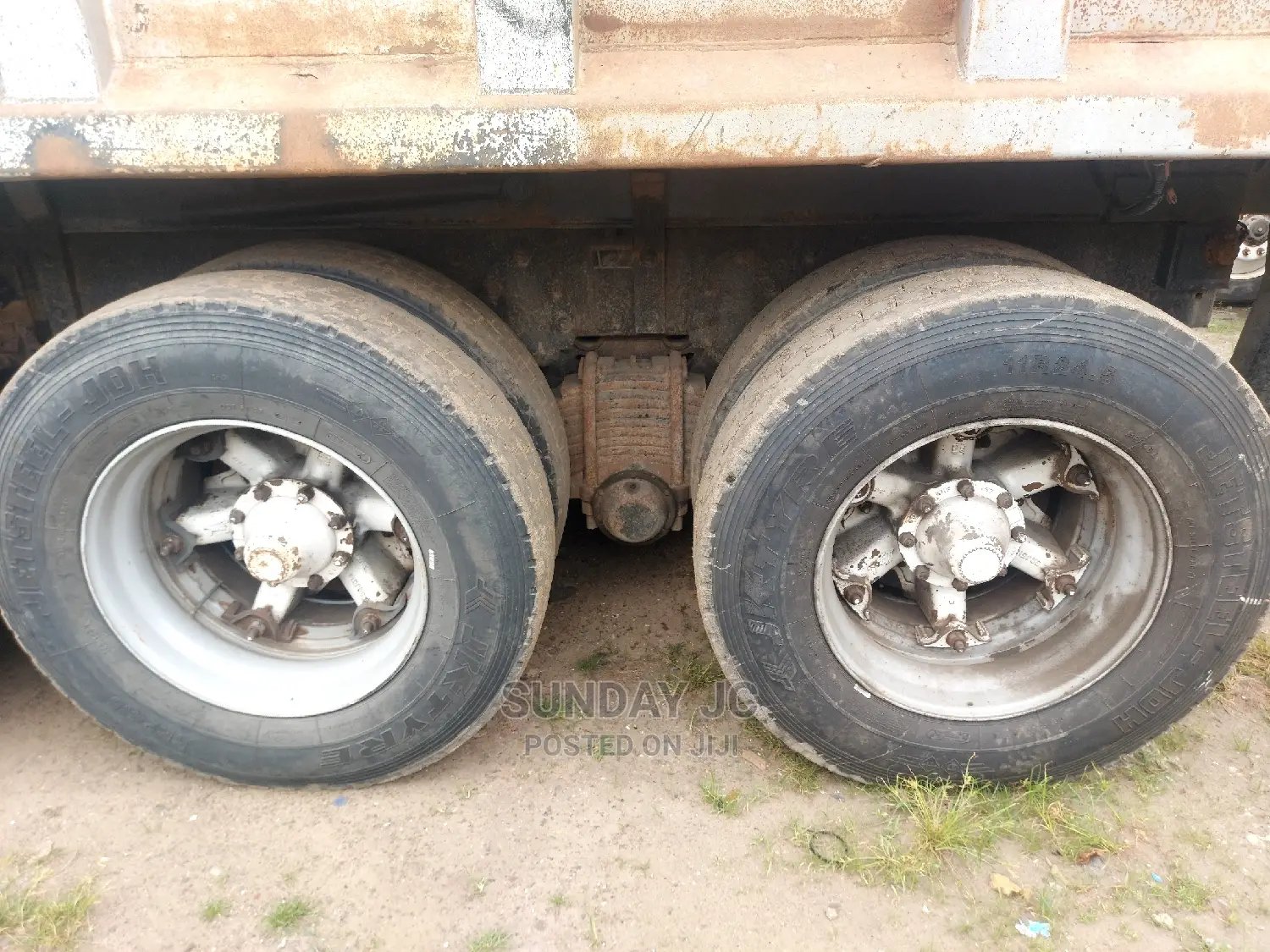 New Arrival 30tons RD Twelve Tyres Dump Truck Big Axle