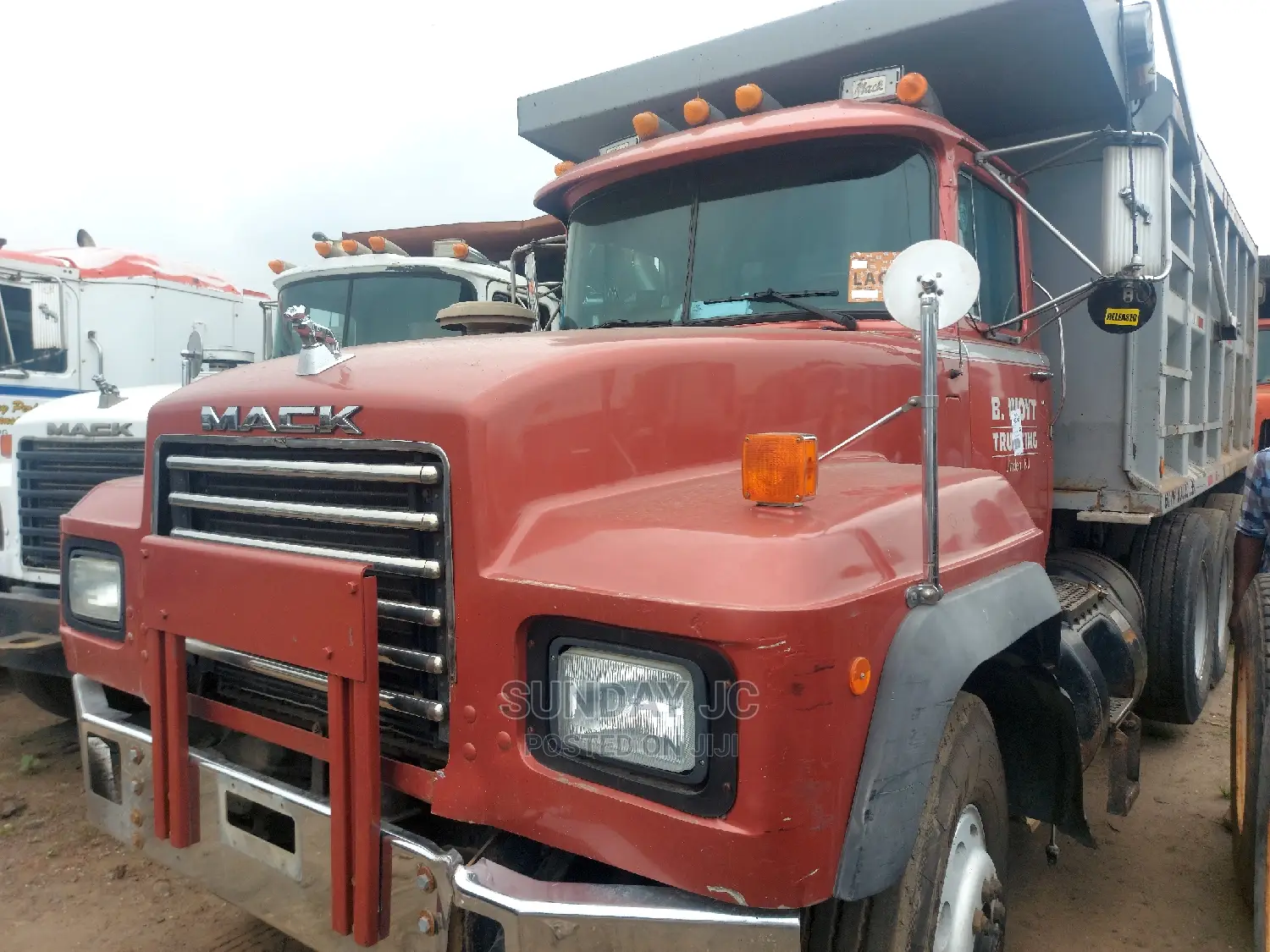 New Arrival 30tons RD Twelve Tyres Dump Truck Big Axle