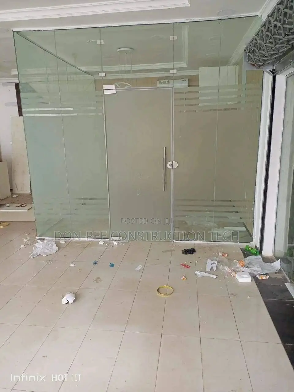 Frameless Glass Partitions