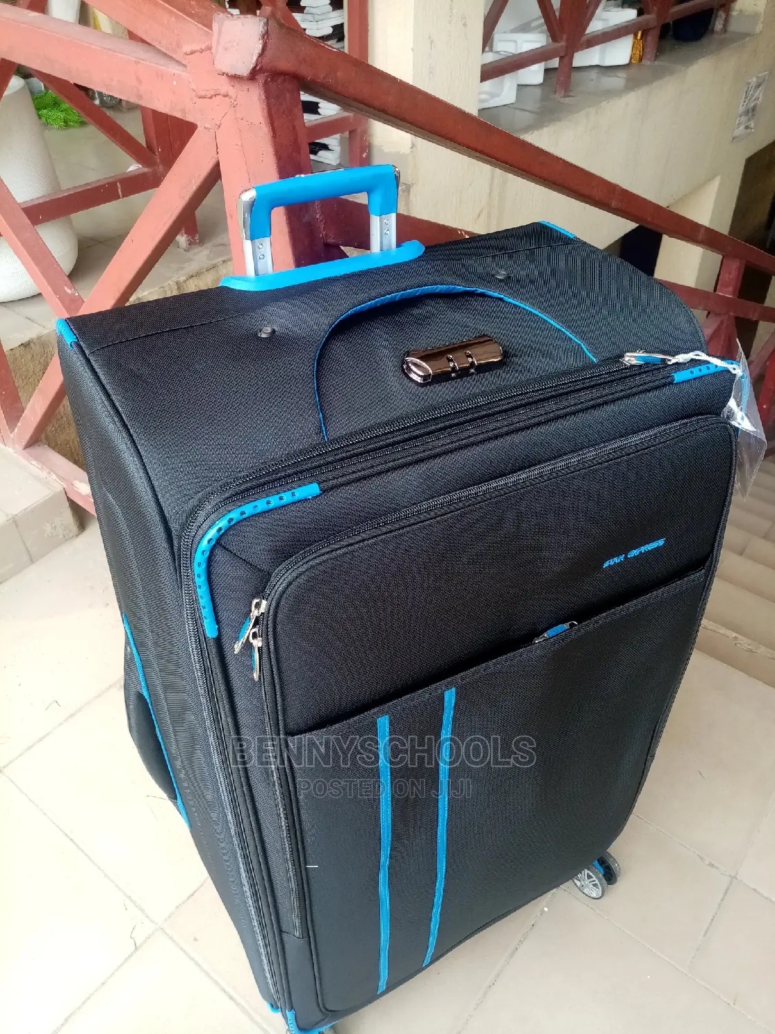 Biggest Jumbo Extra Large Star Express Traveling Luggage Box