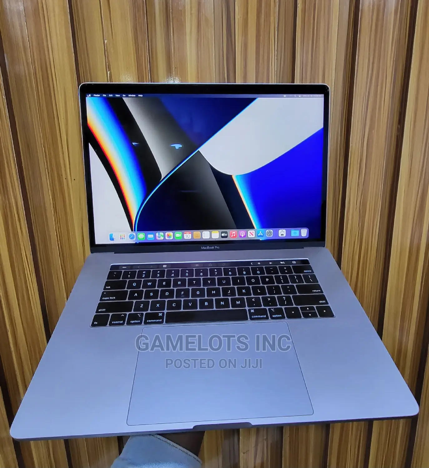 Laptop Apple MacBook Pro 2019 32GB Intel Core i9 SSD 512GB