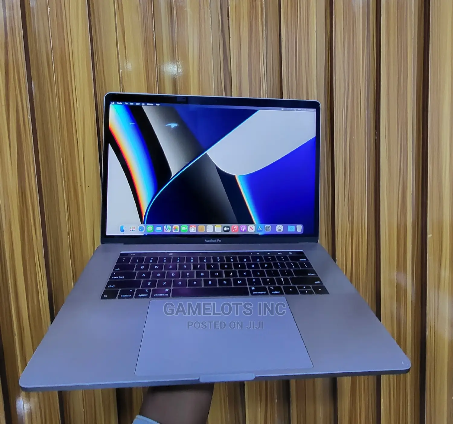 Laptop Apple MacBook Pro 2019 32GB Intel Core i9 SSD 512GB