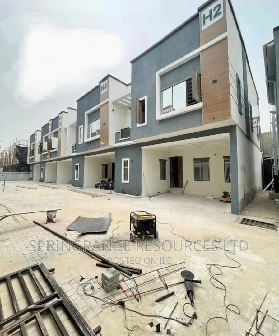 Painters in Lekki Ajah Axis