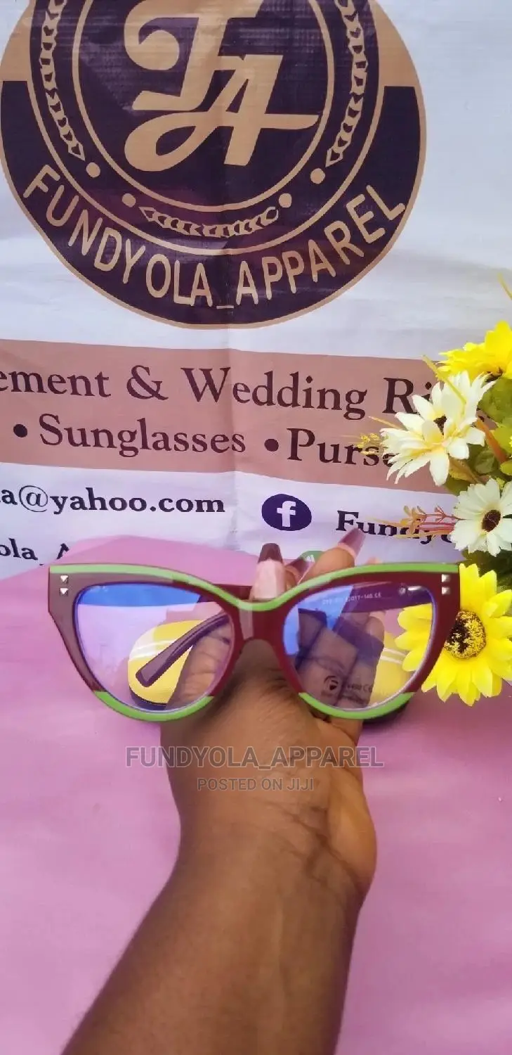 Female Whine and Green Extra Clear Eyeglasses