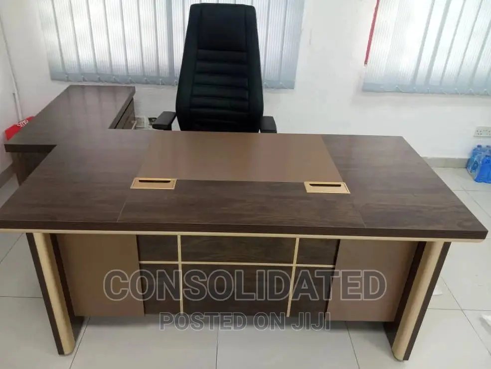Quality Executive 1.6 Meters Office Table With Drawers.