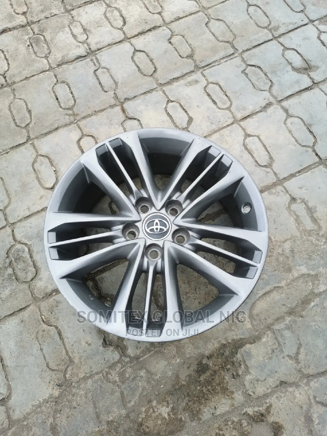 2016 Camry Rim17