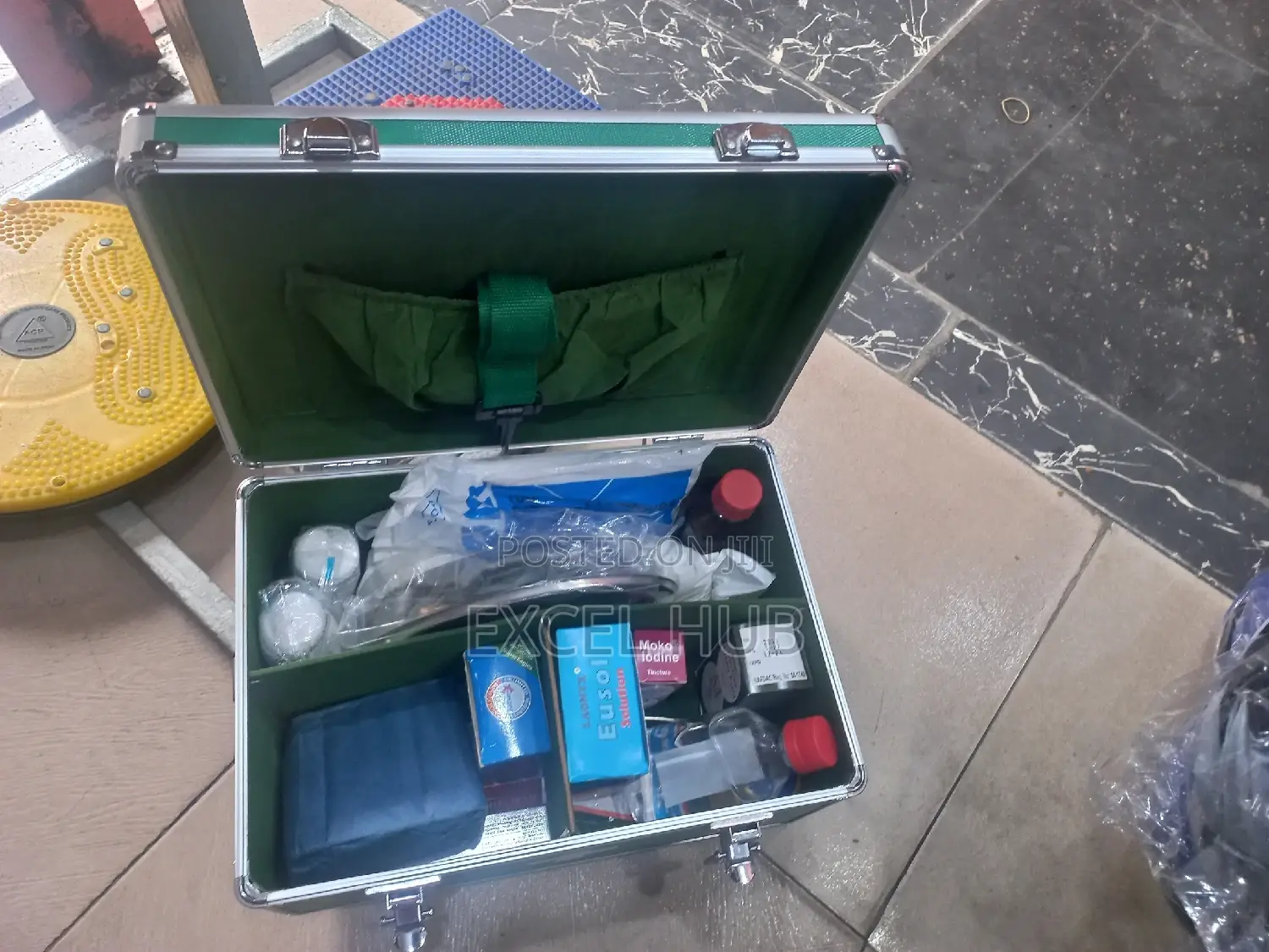 First Aid Box Medium