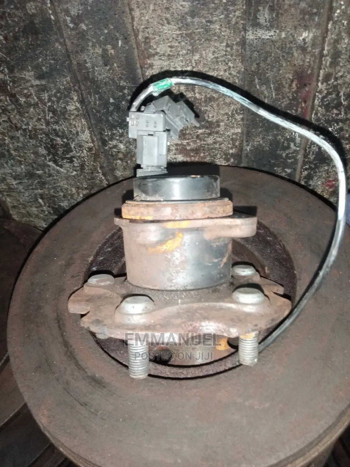 Back Hub Toyota Camry 2017 2020 and Toyota Avalon 2018 2020