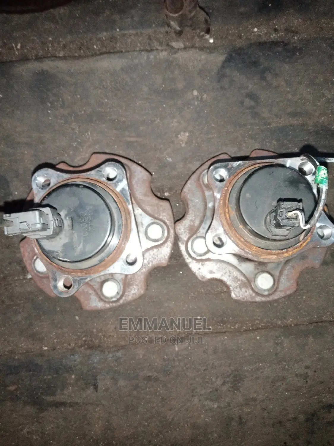 Back Hub Toyota Camry 2017 2020 and Toyota Avalon 2018 2020