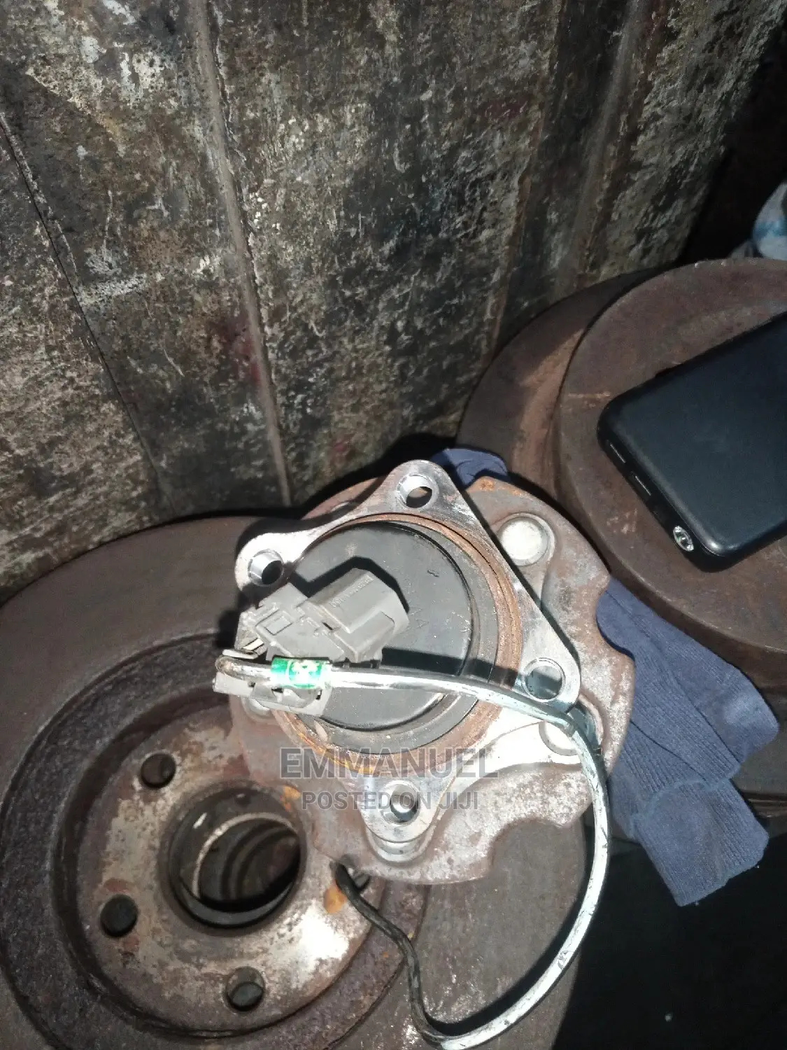 Back Hub Toyota Camry 2017 2020 and Toyota Avalon 2018 2020