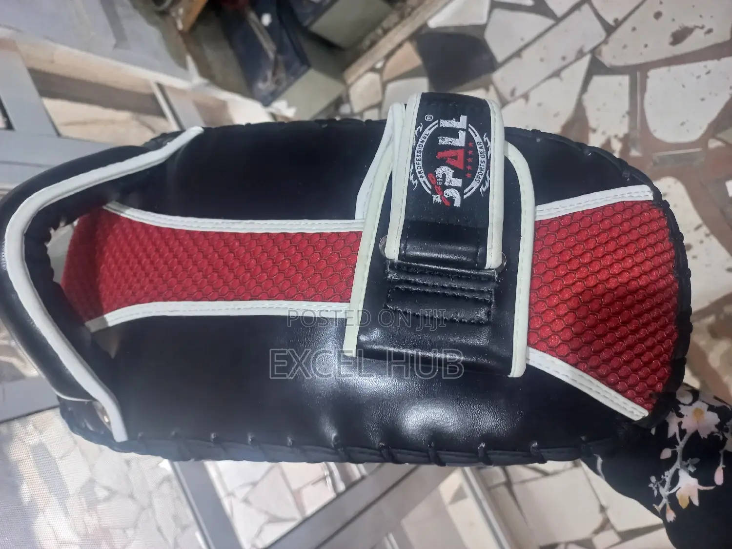 Heavy Duty Boxing Pad