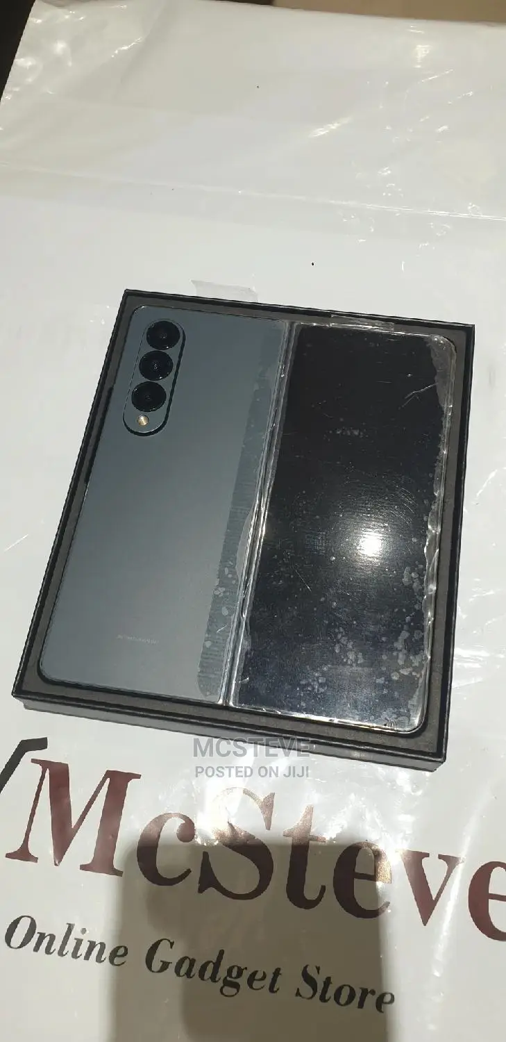 New Samsung Galaxy Z Fold4 512 GB Gray