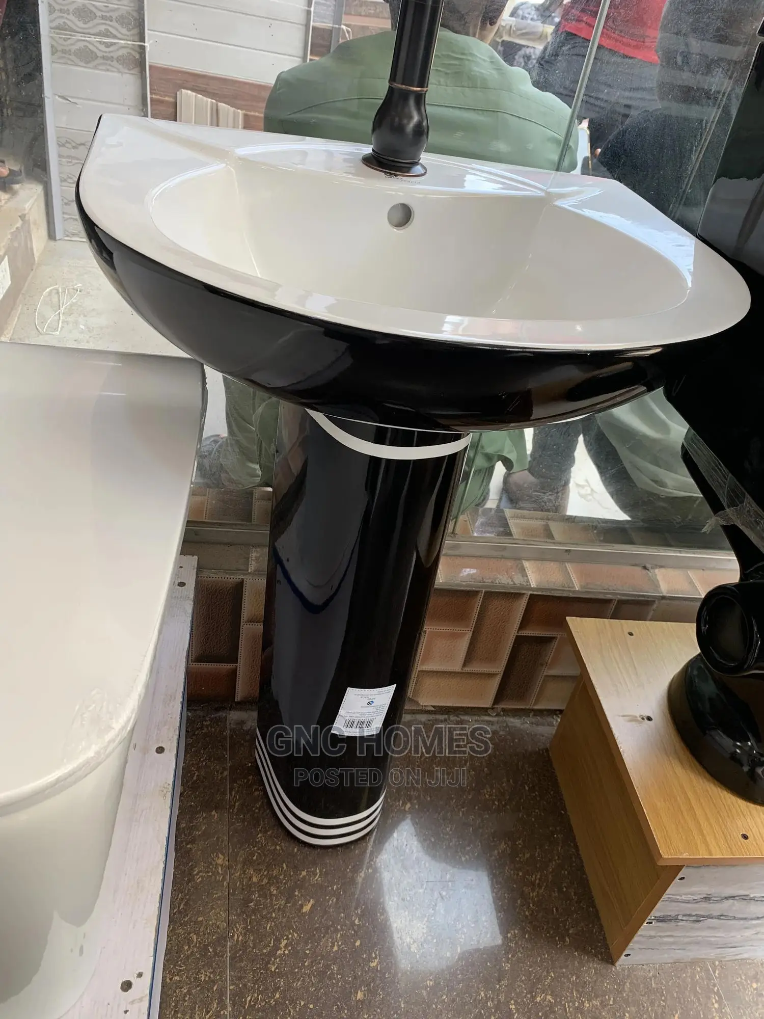 Black Wc Master