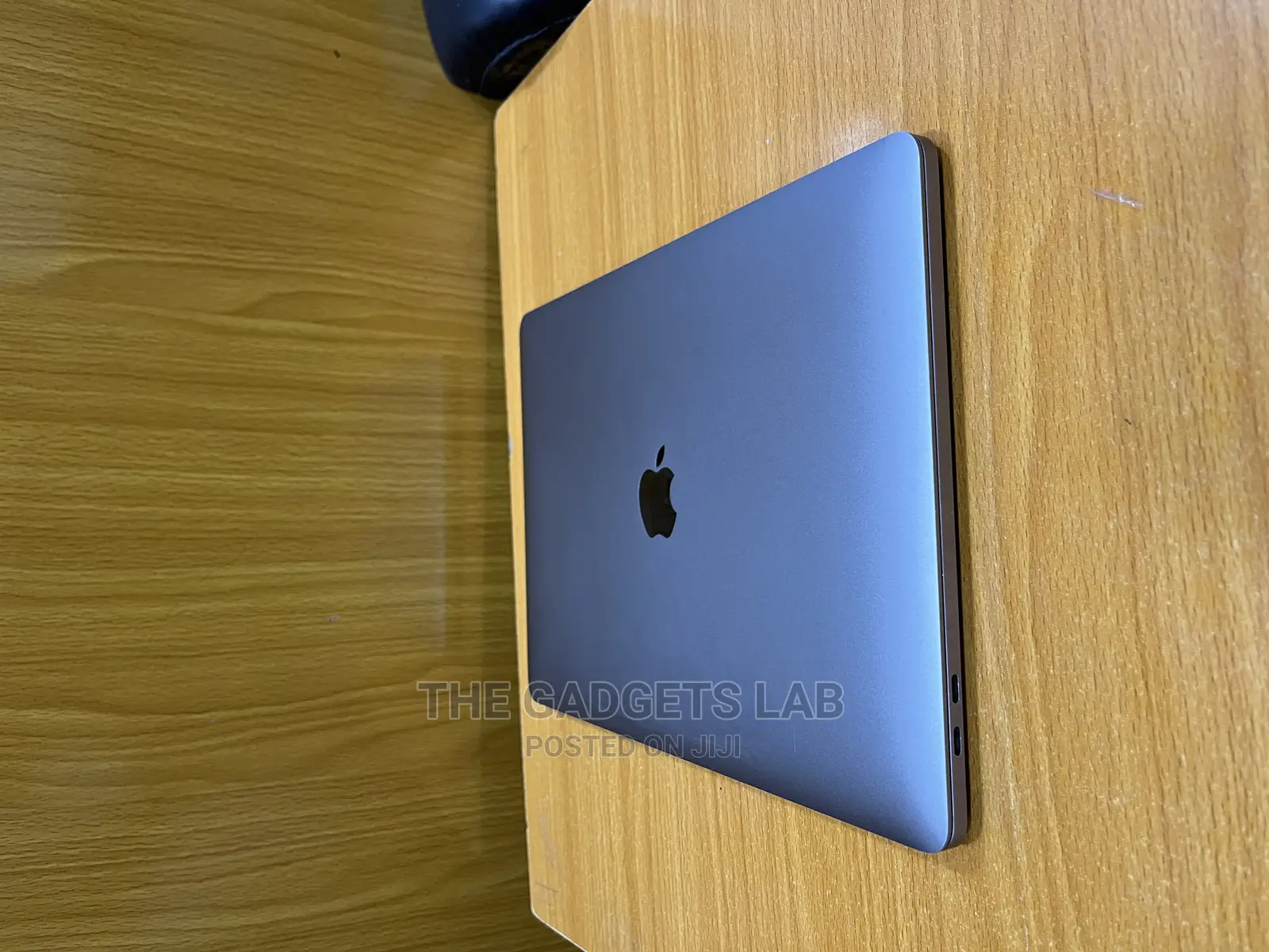 Laptop Apple MacBook Pro 2018 16GB Intel Core I7 SSD 512GB