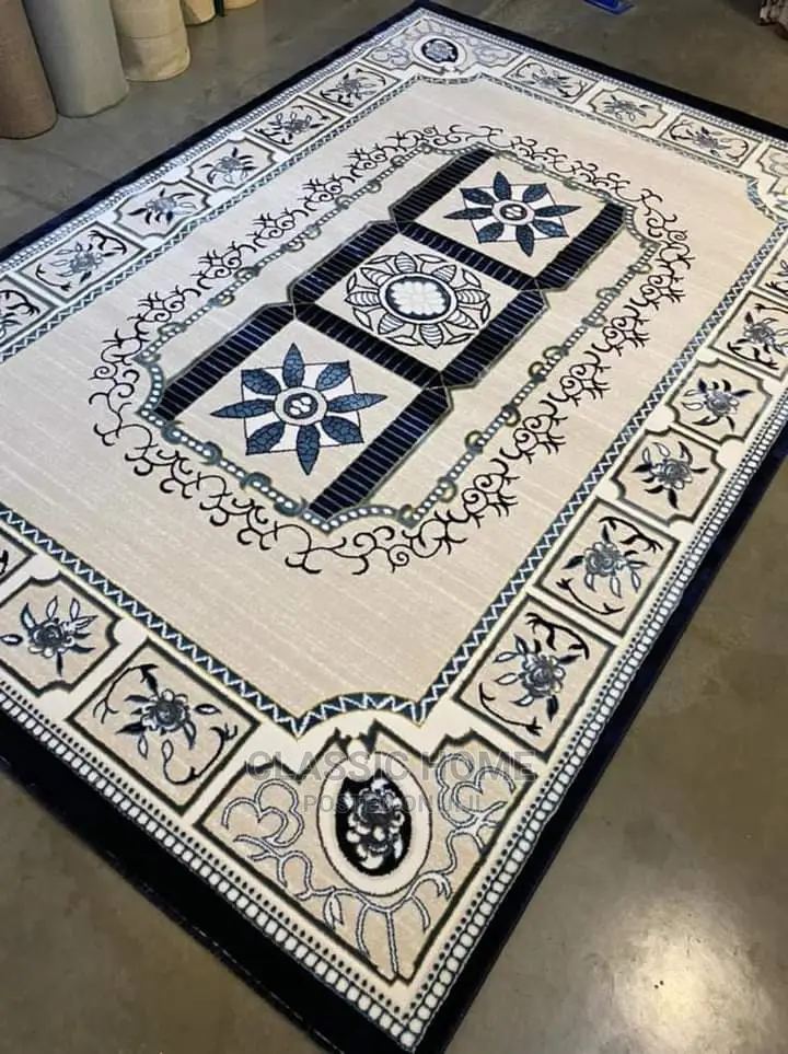 Quality Living Room Designed Super Soft Center Rug.