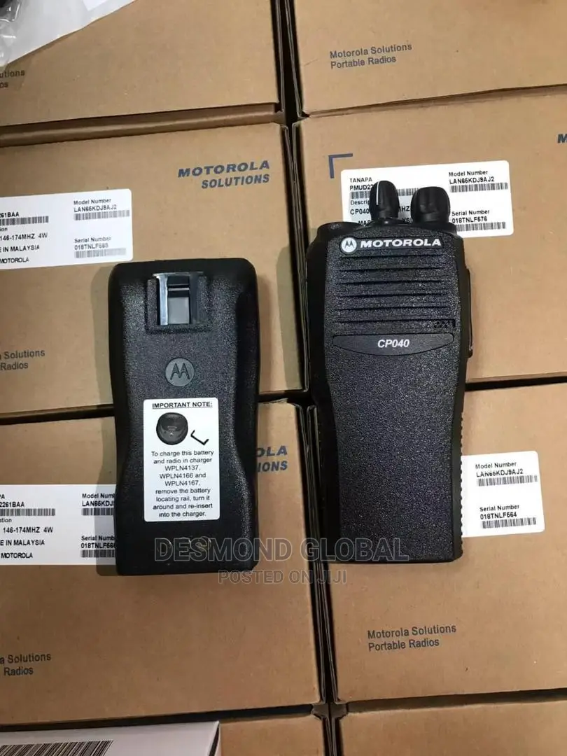 Motorola Cp040 VHF Walkie Talkie