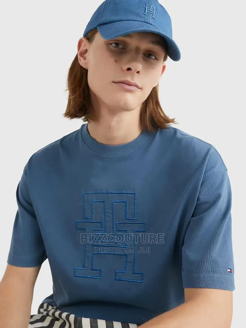 Original TOMMY HILFIGER T-Shirts Available in Store
