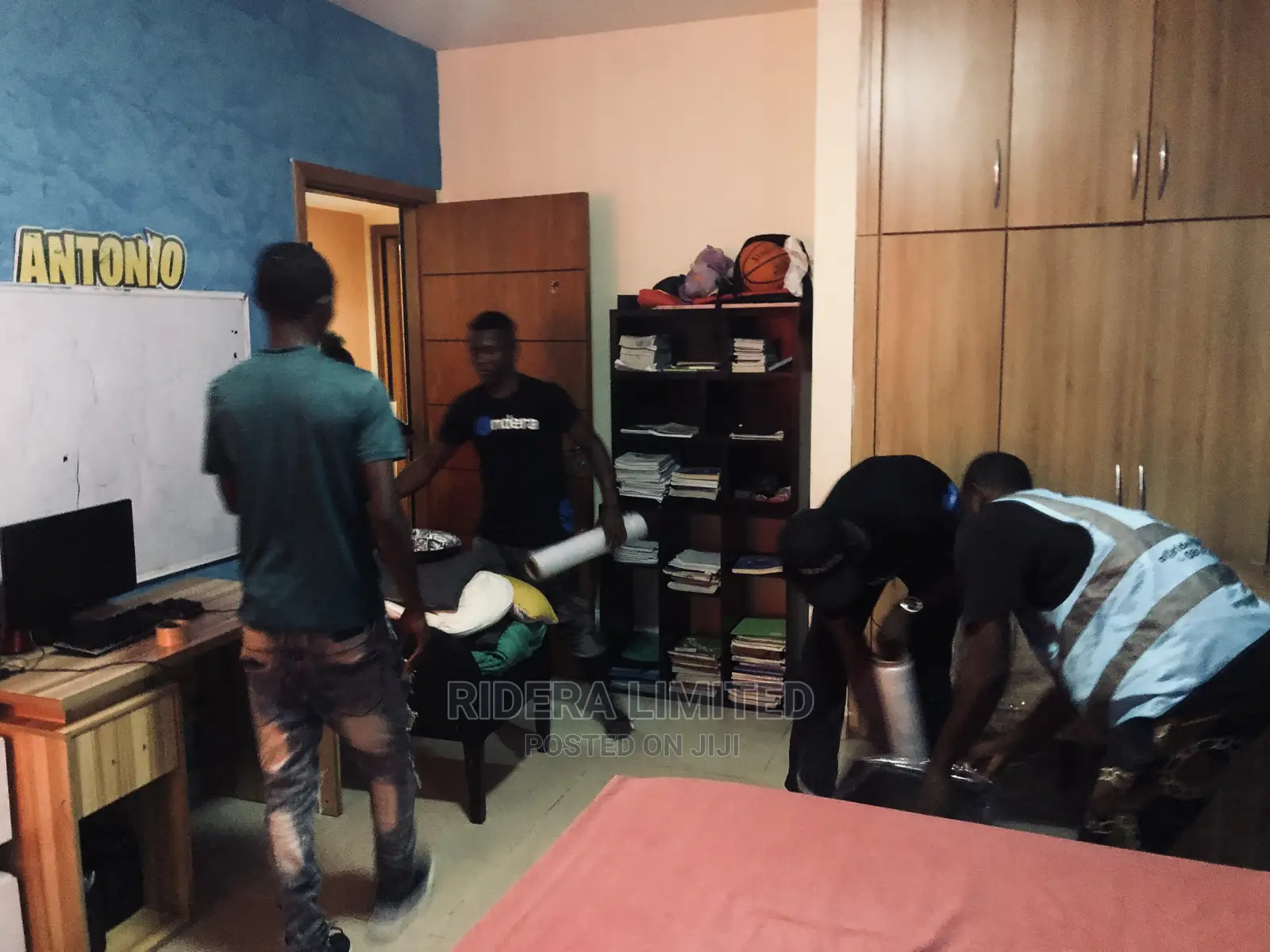 Moving Van for Logistics