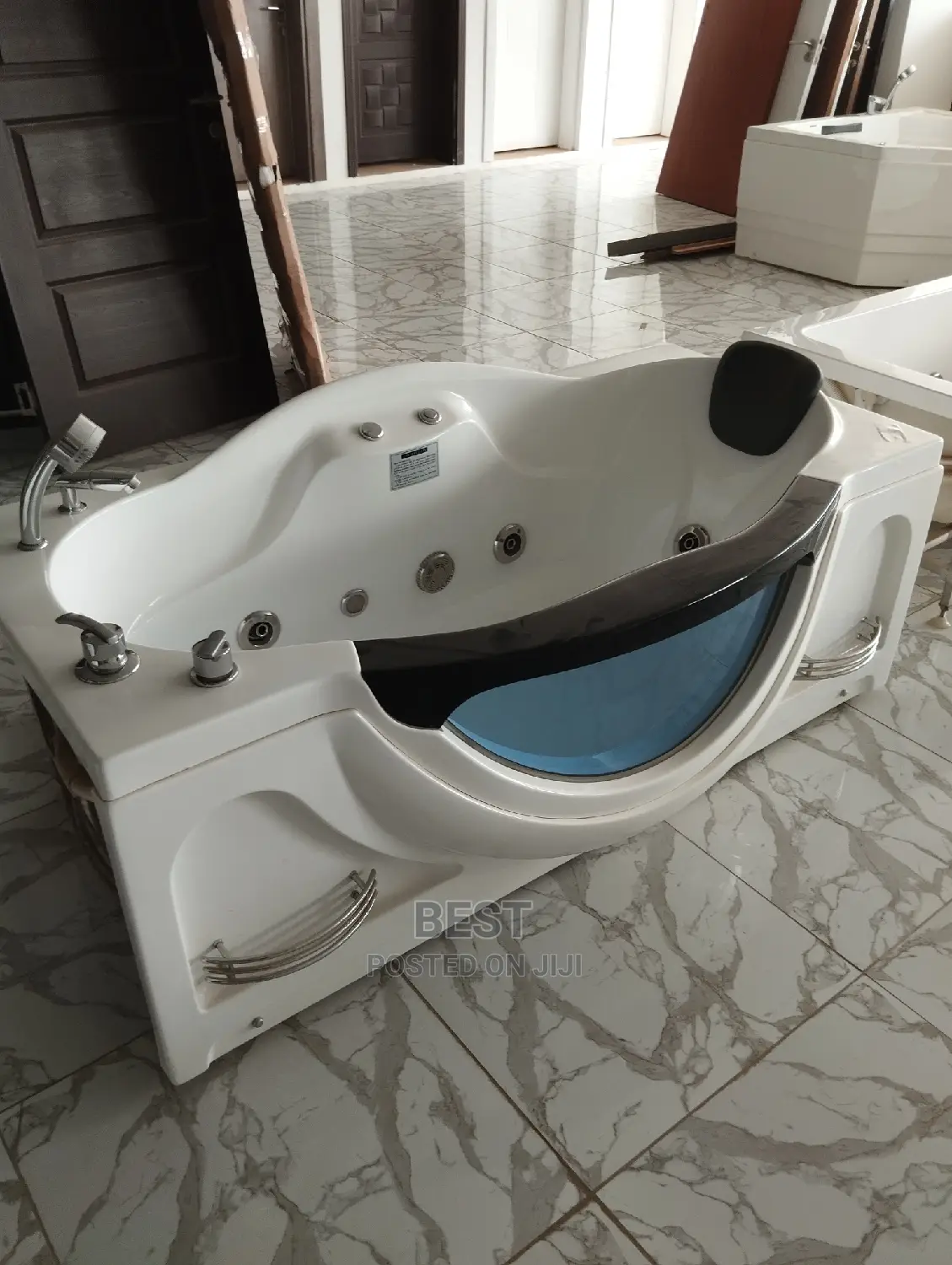 Masters England Jacuzzi