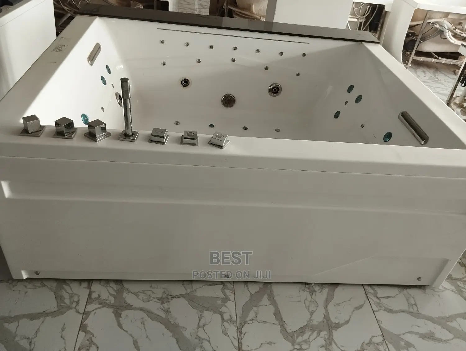 Masters England Jacuzzi