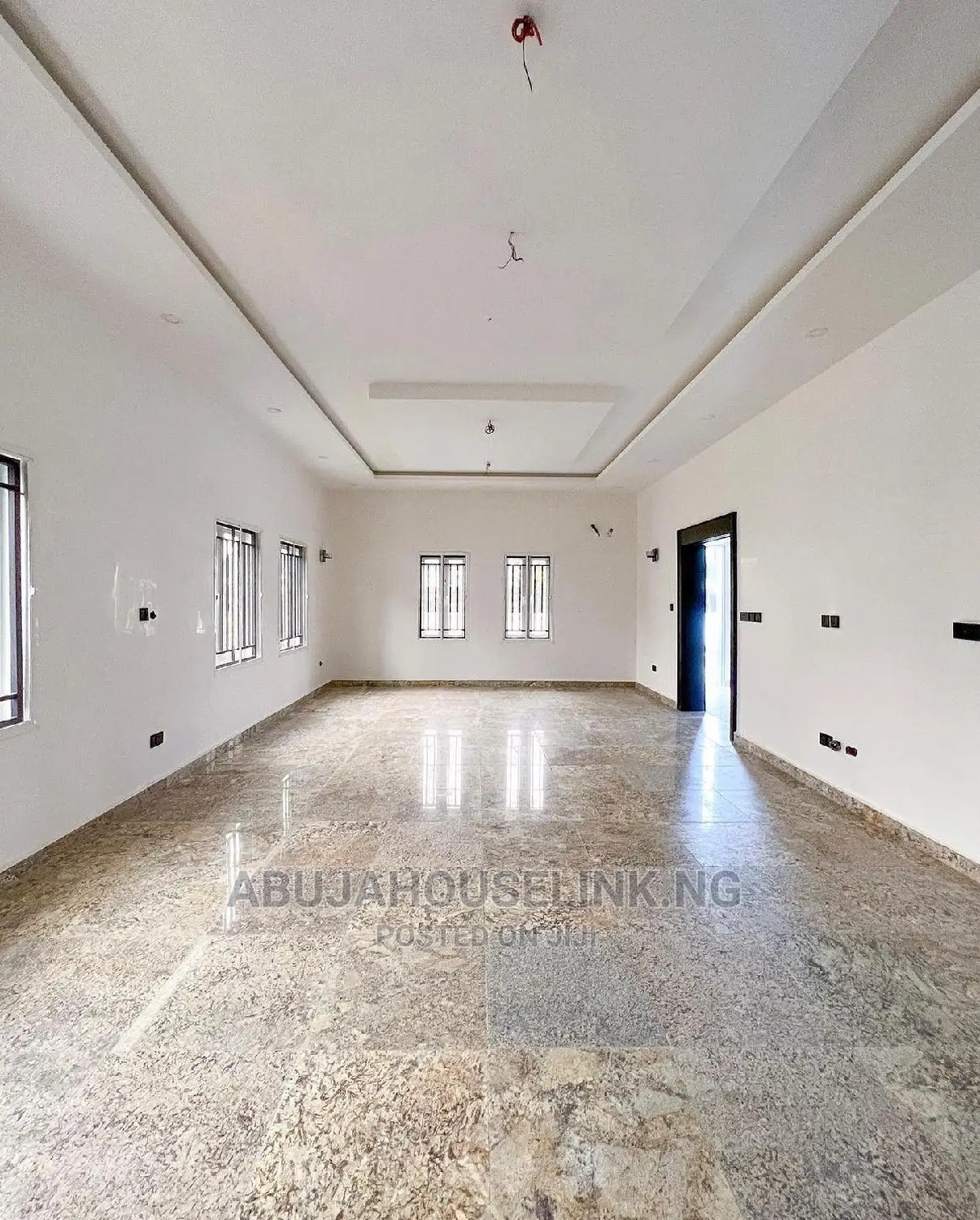 6bdrm Duplex in Efab Metropolis, Gwarinpa for sale