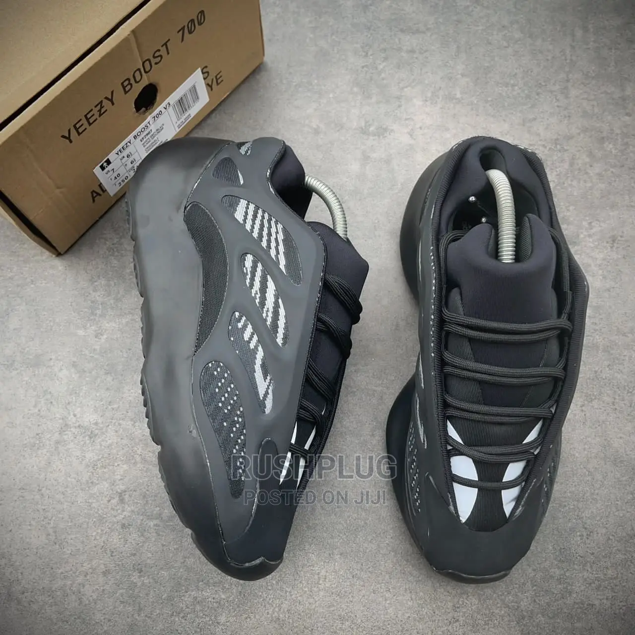 Adidas Yeezy 700 Alvah Azaelsneakers