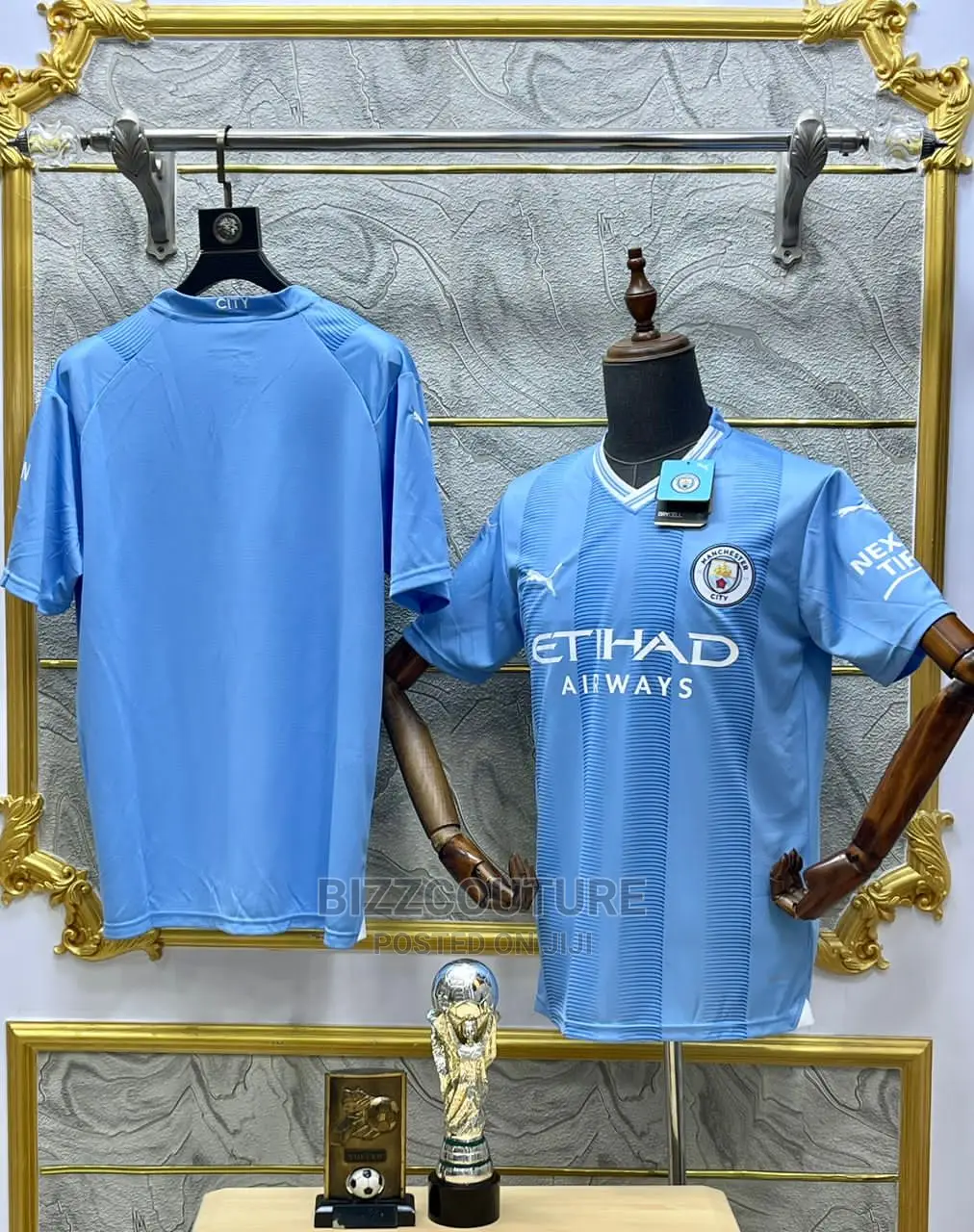 Original PUMA MANCHESTER UNITED Jersey Available in Store