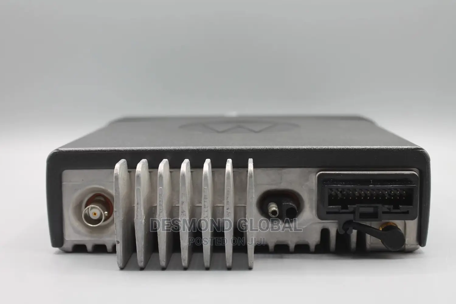 Motorola Dm3601 VHF Walkie Talkie