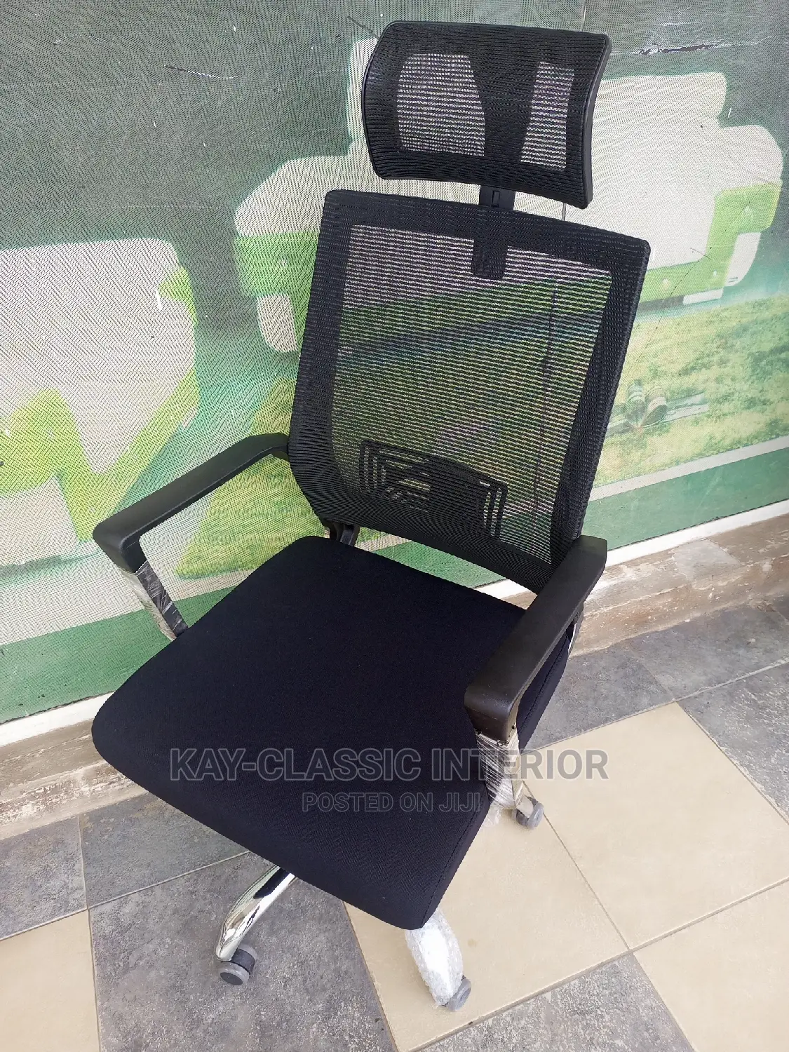 Swivel Office Chair