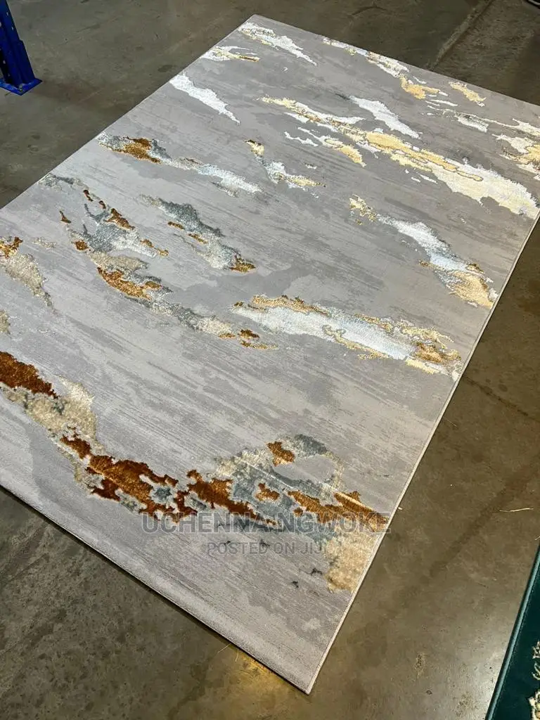 Quality 4 X 6 Living Room Designed Super Soft Center Rug.