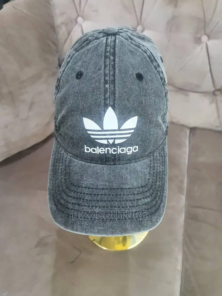 Original BALENCIAGA Face Cap for Men's Available in Store