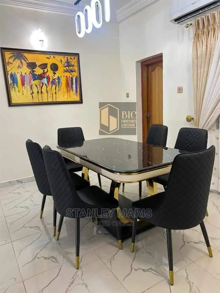 Luxurious Marble Dinning Table With Six Leather Seats
