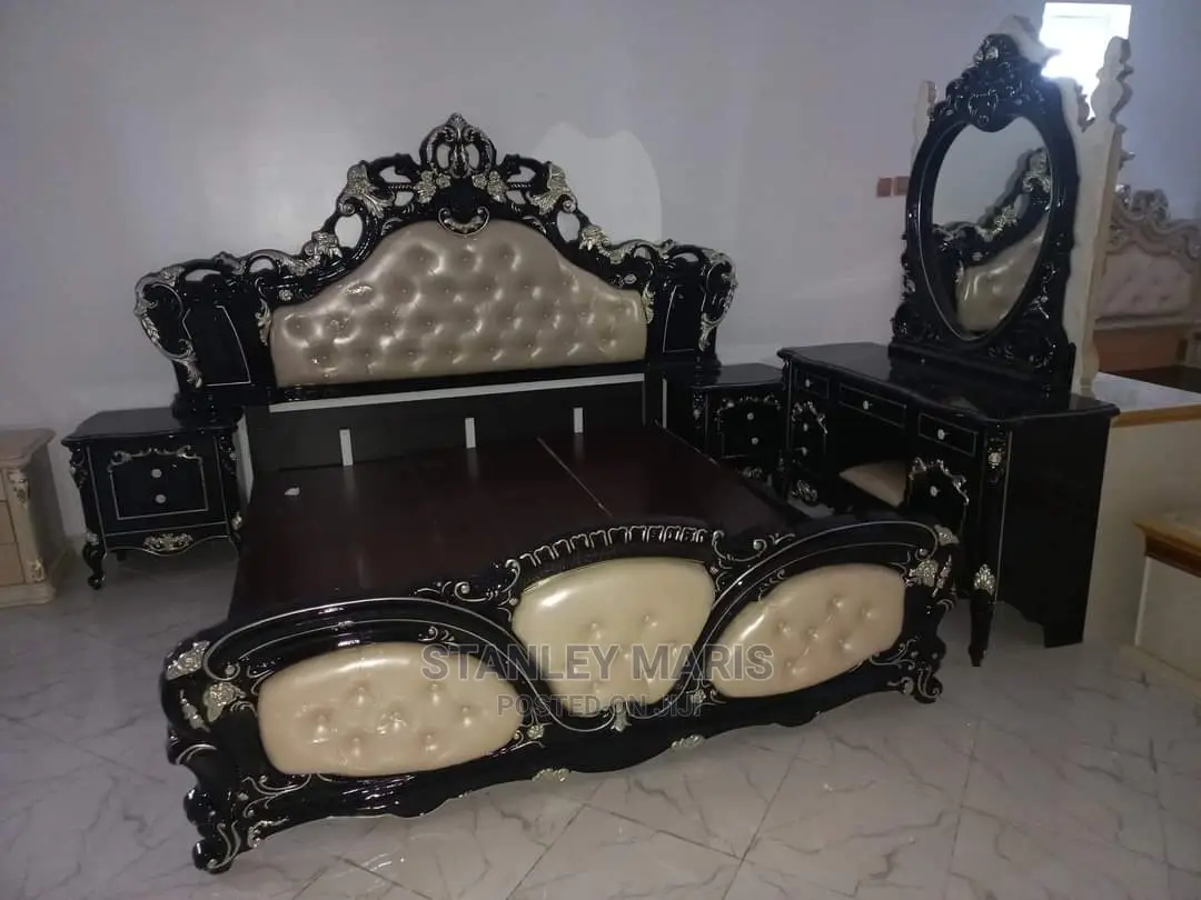Royal Bedroom Set