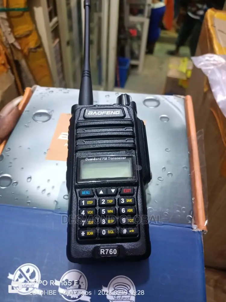 Baofeng R760 Dual Band Walkie Talkie