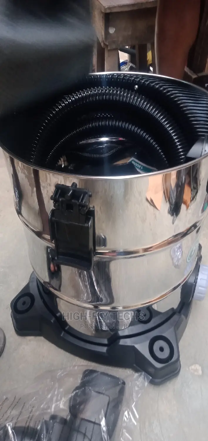 Total Vacuum Cleaner Wet Dry 1300w - Tvc13301