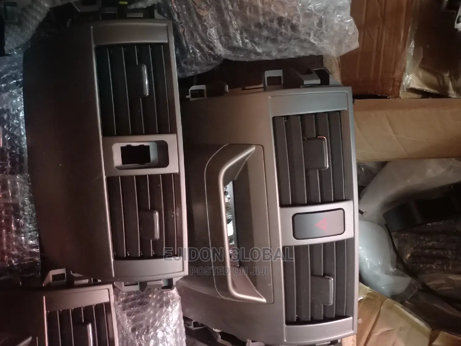 Centre Ac Vent Toyota Corolla 2010 2012