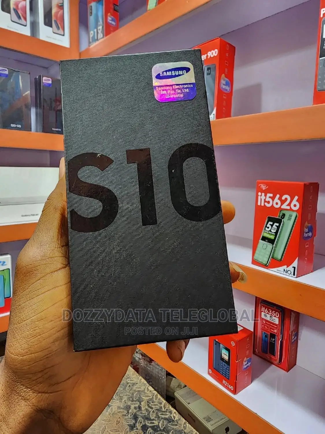 New Samsung Galaxy S10 128 GB