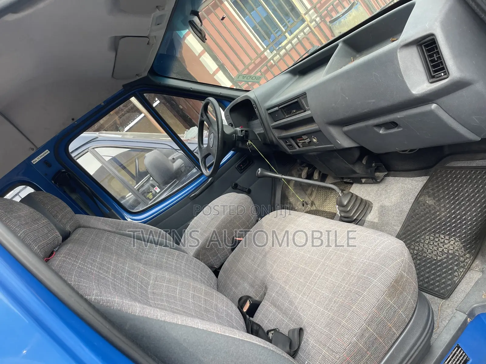 Ford Transit 2006 Blue