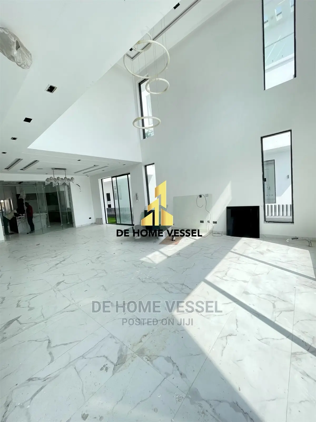 5bdrm Duplex in Osapa london for sale