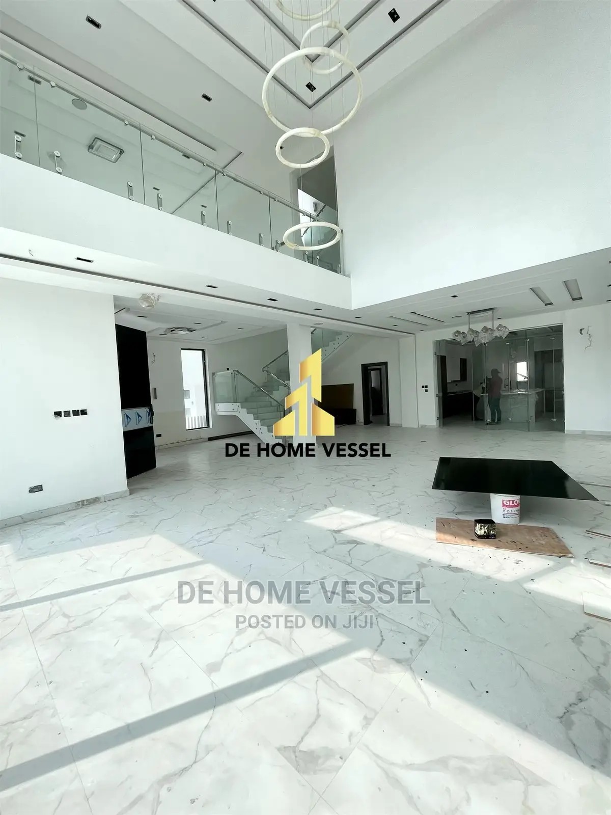 5bdrm Duplex in Osapa london for sale